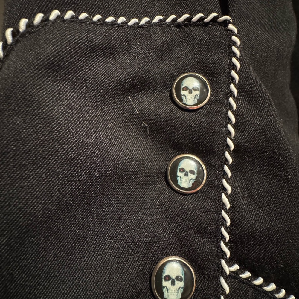 Scully Black Western Shirt with Red Rose & White Skull Embroidery - Picture 9 of 9